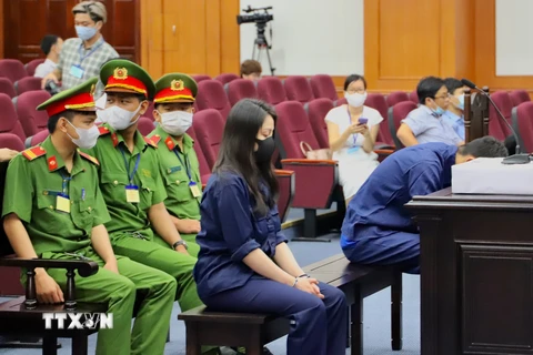 Bị cáo Nguyễn Võ Quỳnh Trang tại Tòa. (Ảnh: Hồng Giang/TTXVN)