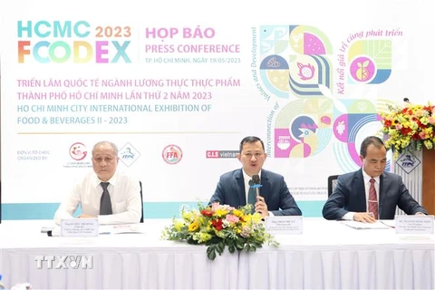 Ban tổ chức HCMC FOODEX 2023 chia sẻ thông tin với báo chí. (Ảnh: Xuân Anh/TTXVN)