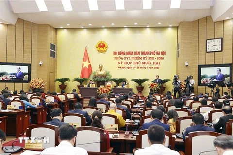 Một phiên họp trong Kỳ họp thứ 12, Hội đồng Nhân dân thành phố Hà Nội khóa XVI, nhiệm kỳ 2021-2026. (Ảnh: Doãn Tấn/TTXVN)