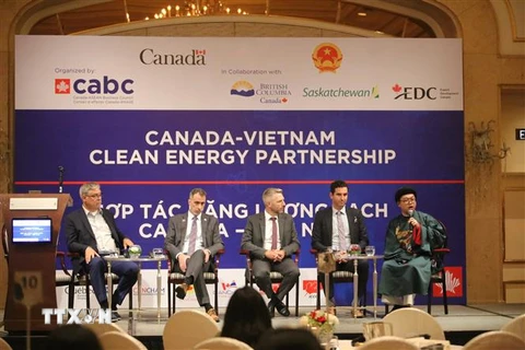 Diễn đàn Hợp tác Năng lượng Sạch Canada-Việt Nam. (Ảnh: Thành Chung/TTXVN)