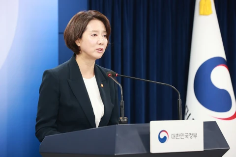 Bộ trưởng Bộ Doanh nghiệp Nhỏ, Vừa và Khởi nghiệp Hàn Quốc Lee Young. (Nguồn: Platum)