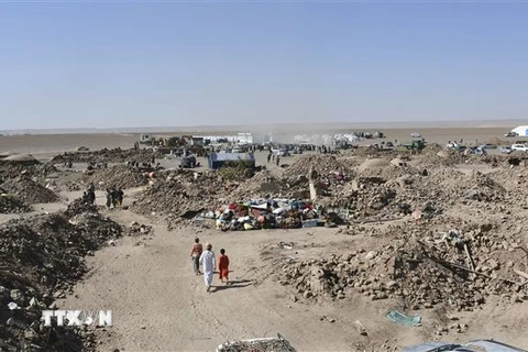 Cảnh đổ nát sau trận động đất ở tỉnh Herat, Afghanistan ngày 10/10. (Ảnh: Kyodo/TTXVN)