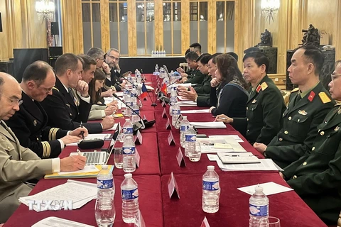 Quang cảnh cuộc họp Đối thoại Chiến lược và Hợp tác Quốc phòng Việt-Pháp lần thứ ba. (Ảnh: Ngọc Hiệp/TTXVN)