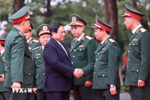 Thủ tướng Chính phủ Phạm Minh Chính thăm Học viện Quốc phòng