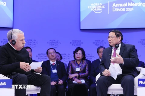 Thủ tướng Phạm Minh Chính tham gia đối thoại chính sách "Việt Nam: Định hướng tầm nhìn toàn cầu." (Ảnh: Dương Giang/TTXVN)