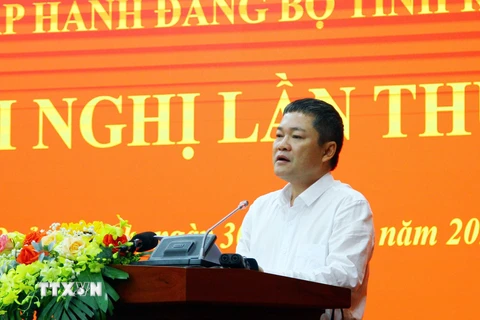 Ông Phan Phong Phú, Giám đốc Sở Kế hoạch và Đầu tư tỉnh Quảng Bình phát biểu. (Ảnh: Tá Chuyên/TTXVN)