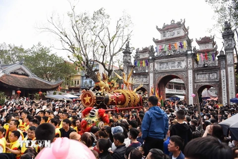Về Bắc Ninh, hòa mình vào Lễ hội rước pháo làng Đồng Kỵ