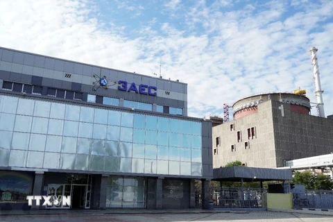 Nhà máy Điện Hạt nhân Zaporizhzhia. (Ảnh: AFP/TTXVN)