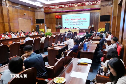 Quang cảnh Hội thảo khoa học nghiên cứu, đề xuất phục dựng Đền thờ Đức thánh Trần tại di tích Đồi A1. (Ảnh: Trung Kiên/TTXVN)