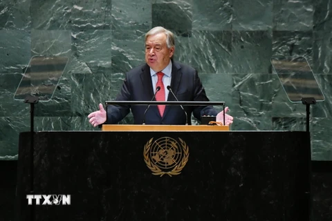 Tổng Thư ký Liên hợp quốc Antonio Guterres phát biểu tại Khóa họp 79 Đại hội đồng Liên hợp quốc ở New York, Mỹ. (Ảnh: THX/TTXVN)