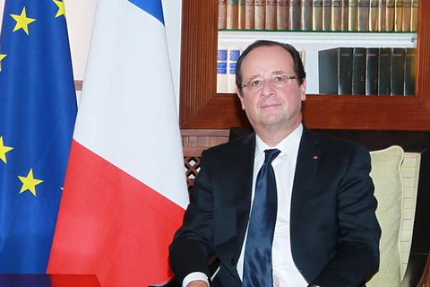 Tổng thống Pháp Francois Hollande tới Cộng hòa Trung Phi 