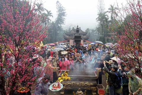 Để lễ hội Việt Nam thêm đẹp trong lòng du khách