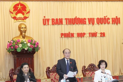 Chủ tịch Quốc hội Nguyễn Sinh Hùng phát biểu ý kiến. (Ảnh: Nhan Sáng/TTXVN) 