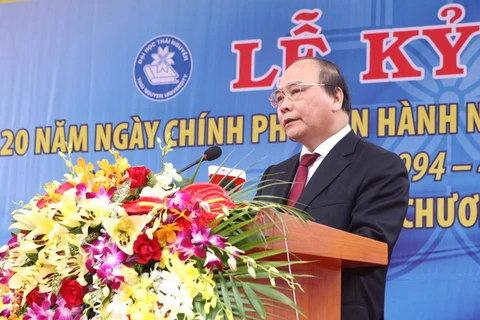 Phó Thủ tướng Nguyễn Xuân Phúc phát biểu tại Lễ kỷ niệm. (Ảnh: Doãn Tấn/TTXVN)