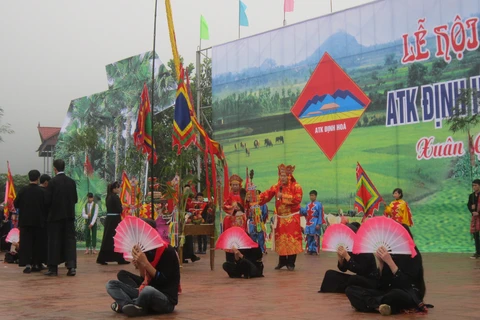 Lễ hội cầu mùa của người Tày ở vùng ATK Định Hóa, tỉnh Thái Nguyên. (Ảnh: Hoàng Nguyên-Lan Anh/TTXVN)