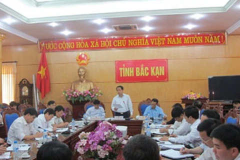 Ông Lý Thái Hải phát biểu tại Hội nghị đánh giá tình hình thực hiện kế hoạch phát triển kinh tế-xã hội quý 1 vừa qua. (Nguồn: backan.gov)