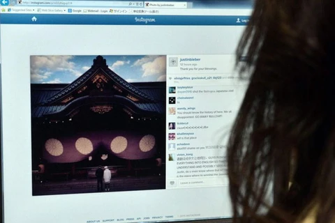 Justin Bieber phải xin lỗi vì đăng ảnh đền Yasukuni
