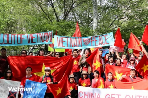 Tuần hành phản đối Trung Quốc tại New York và Washington 