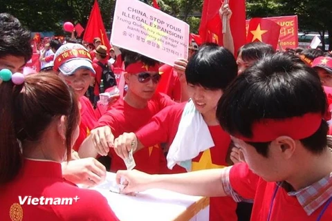 Người Việt tại Hàn Quốc ủng hộ Chương trình bảo vệ Biển Đông
