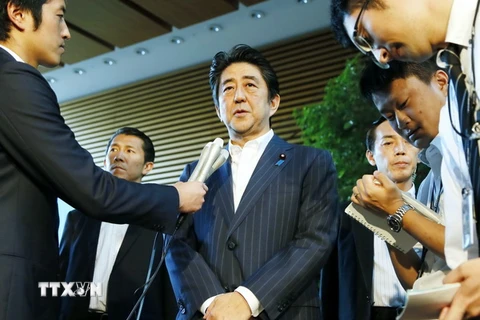 Thủ tướng Nhật công bố các biện pháp thúc đẩy giá cổ phiếu 