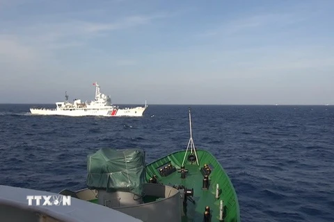 Tàu Trung Quốc bám đuổi, ngăn cản tàu Cảnh sát biển Việt Nam