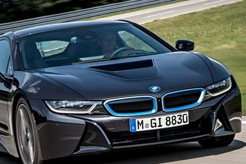 Mẫu BMW i8 plug-in hybrid. (Nguồn: carscoops.com)