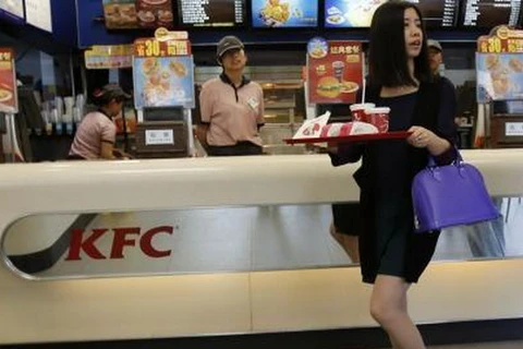 McDonald’s và KFC vướng bê bối thịt bẩn ở Trung Quốc