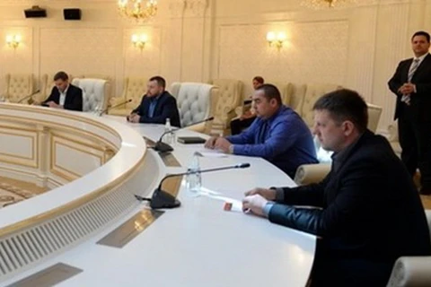 Chính phủ Ukraine và lực lượng ly khai ký thỏa thuận ngừng bắn
