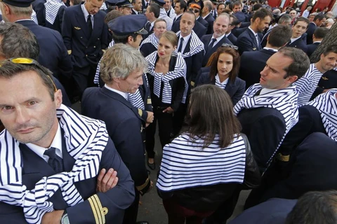 Nghiệp đoàn phi công Air France tuyên bố chấm dứt đình công