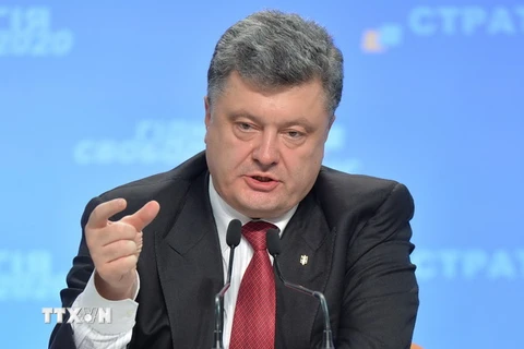 Tổng thống Ukraine: Đối thoại là "con đường" duy nhất cho miền Đông