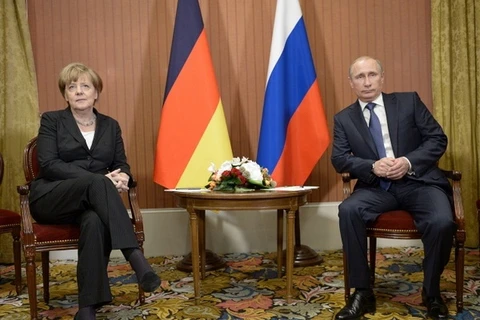 Thủ tướng Đức và Tổng thống Nga điện đàm về tình hình Ukraine