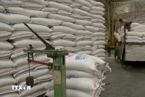 Phillipines lùi kế hoạch tự túc thóc gạo tới năm 2016