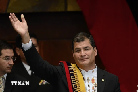 Tòa án Ecuador "bật đèn xanh" kéo dài thời gian cầm quyền tổng thống