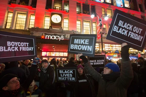 Người Mỹ tẩy chay "Ngày vàng mua sắm" để phản đối vụ Ferguson
