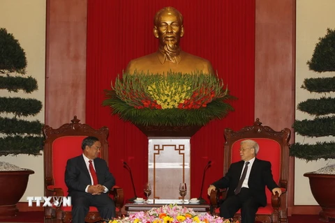 Tổng Bí thư tiếp Đoàn cấp cao Ban Tổ chức TW Đảng Lào 