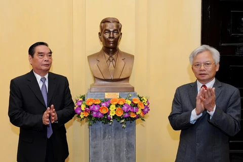 Đặt tượng lãnh đạo tiền bối Học viện Chính trị Quốc gia Hồ Chí Minh