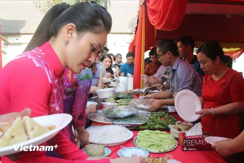 Đại sứ quán Việt Nam tại Malaysia và Maroc mừng Xuân Ất Mùi 