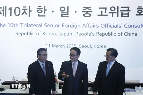 Ngoại trưởng Hàn-Trung-Nhật nhóm họp lần đầu tiên sau 3 năm