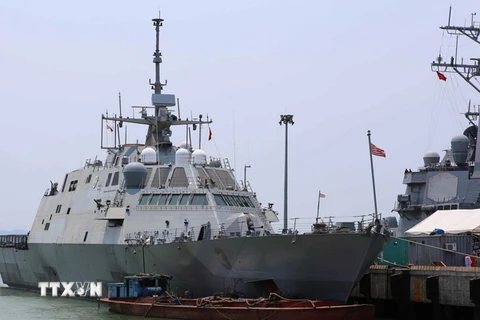 Tàu Hải quân Hoa Kỳ cập cảng Tiên Sa, bắt đầu thăm Đà Nẵng