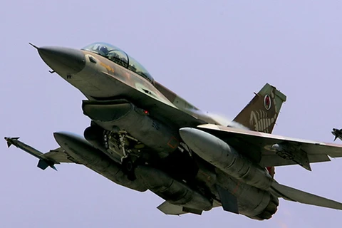 Máy bay của Israel không kích các mục tiêu quân sự tại Syria