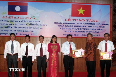 Điện Biên: 6 tập thể nhận Huân, Huy chương Hữu nghị của Lào