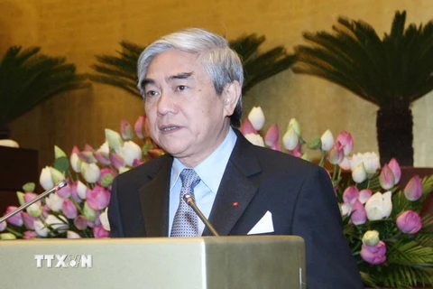 Bộ trưởng Bộ Khoa học và Công nghệ Nguyễn Quân trả lời chất vấn của đại biểu Quốc hội. (Ảnh: Phương Hoa/TTXVN)