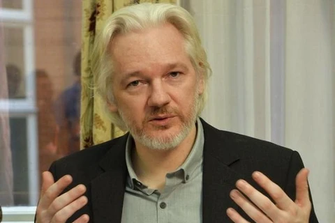 Người sáng lập WikiLeaks Julian Assange tại một cuộc họp báo của Đại sứ quán Ecuador ở trung tâm London ngày 18/8/2014. (Nguồn: Reuters)