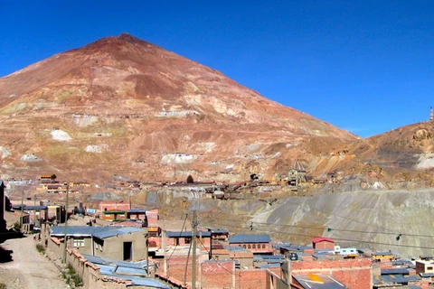 Mỏ Uyuni của Bolivia. (Nguồn: yexplore.travel)