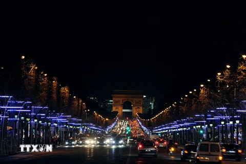 Đại lộ Champs Elysees ở thủ đô Paris của Pháp. (Ảnh: AFP/TTXVN)