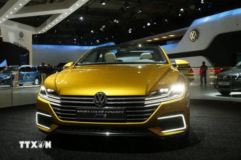 Một mẫu xe của hãng Volkswagen tại triển lãm Motor châu Âu ở thủ đô Brussels, Bỉ, ngày 12/1 vừa qua. (Ảnh: THX/TTXVN)