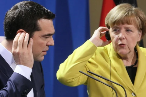 Thủ tướng Hy Lạp Alexis Tsipras và người đồng cấp Đức Angela Merkel. (Nguồn: DPA)