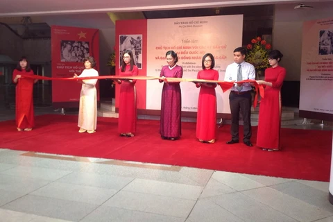 Khai mạc triển lãm về Chủ tịch Hồ Chí Minh với các kỳ bầu cử