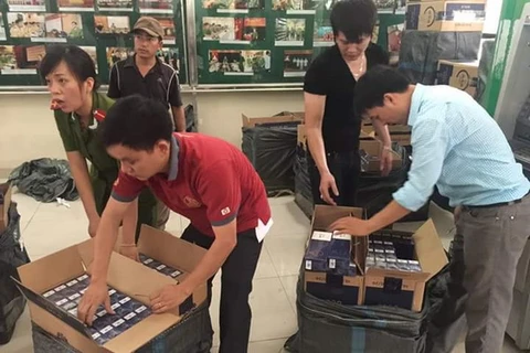 Bắt vụ buôn lậu thuốc lá ngoại lớn nhất từ năm 2012 tại Hà Nội