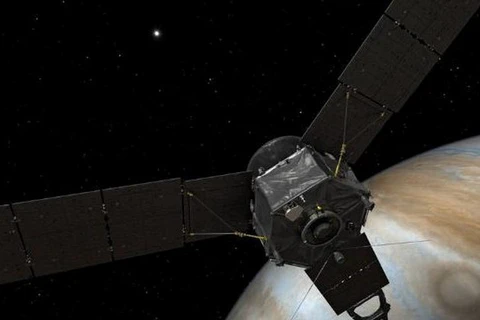 Tàu vũ trụ Juno của NASA sẽ bay quanh quanh Sao Mộc trong một năm. (Nguồn: NASA)